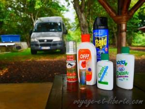 Contre les insectes qui BZZZ il y a Baygon jaune et contre ceux qui font CRRRCRR, baygon vert !!