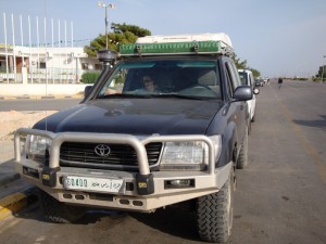 Avec ses plaques libyennes