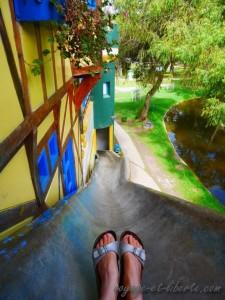 Allez ! Je me lance à mon tour du haut du château !