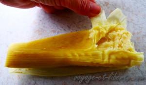 Humitas dans sa feuille de maïs