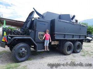 Trop bien le camion blindé !