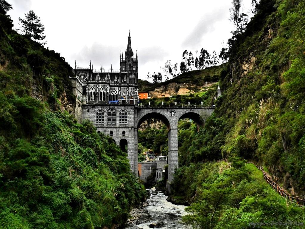 Le sanctuaire côté face. Où sont passés les scintillements ?