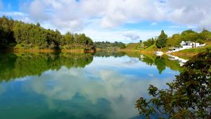Colombie, Guatapé, guest house, chambre d'hôtes, lac, Peñon
