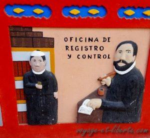 zocalos-Guatapé-street-art
