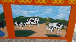 zocalos-Guatapé-street-art